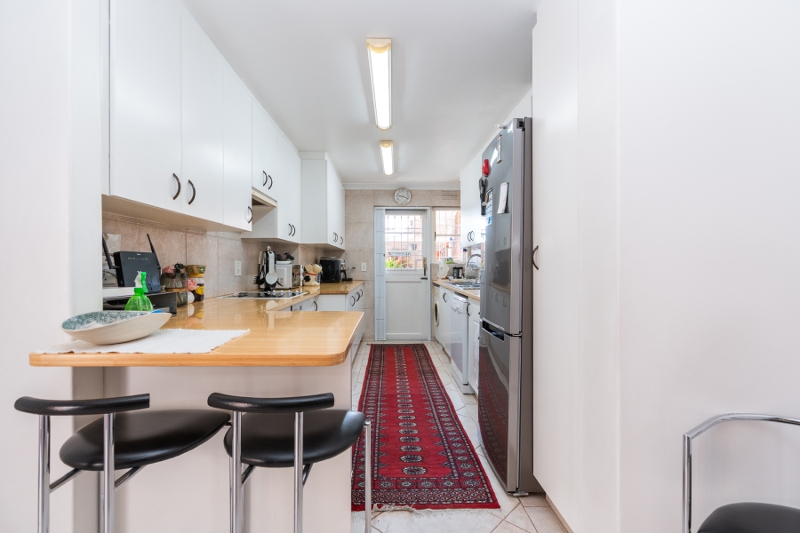 3 Bedroom Property for Sale in Pinelands Western Cape